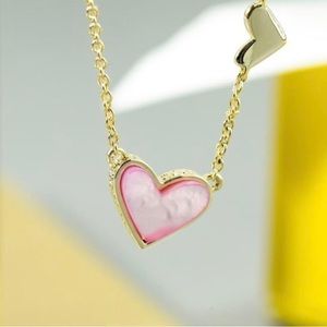 Kendra Scott limited edition tiff’s treats Ari Necklace, never worn, no tags.